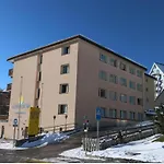 Großzügige 3 Schlafzimmer In Bergblick Zentral