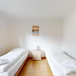 Apartment Großzügige 3 Schlafzimmer In Bergblick Zentral