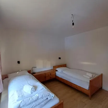 Grosszuegige 3 Schlafzimmer In Bergblick Zentral * Davos