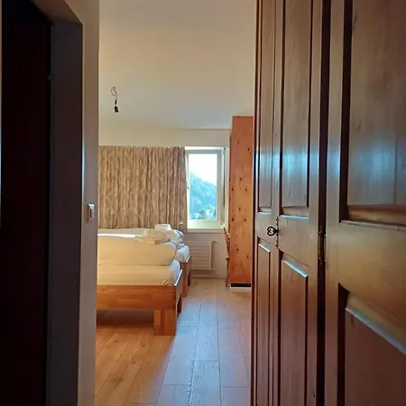 Grosszuegige 3 Schlafzimmer In Bergblick Zentral Apartament