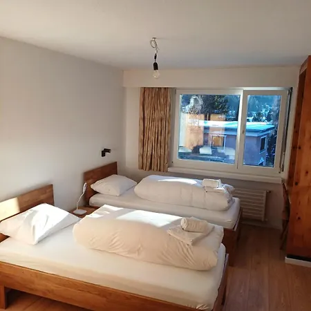 Grosszuegige 3 Schlafzimmer In Bergblick Zentral Apartament