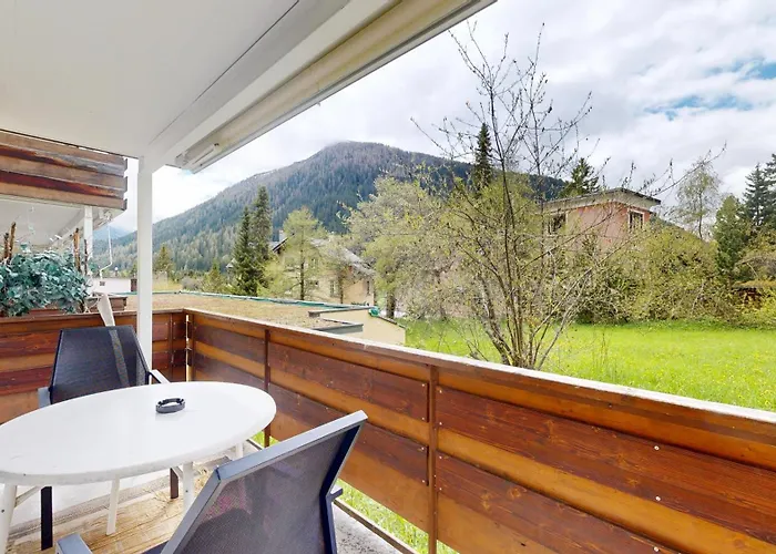 Grosszuegige 3 Schlafzimmer In Bergblick Zentral