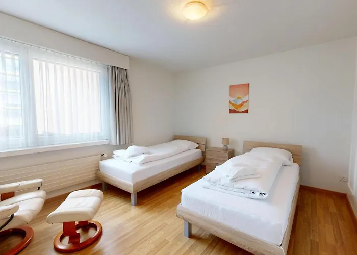 Appartement Grosszuegige 3 Schlafzimmer In Bergblick Zentral *