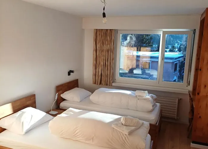 Grosszuegige 3 Schlafzimmer In Bergblick Zentral Appartement